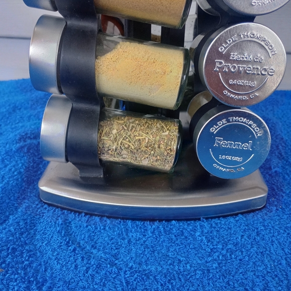 Olde Thompson Rotating Carrousel Spice Rack 20 Glass Jars. - Picture 7 of 11